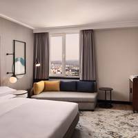 Corner Suite with Panoramic City View