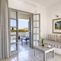 Suite with Garden View