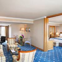Business Suite with Sea View