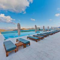 Deluxe Room with Jacuzzi and Sea View