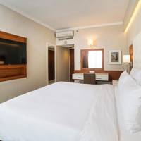 Suite with Balcony and Sea View - Non-Smoking
