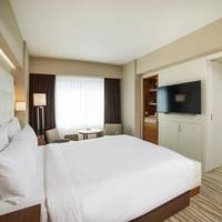 Suite with Sea View - Non-Smoking