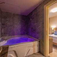 Deluxe Double Room with Bath
