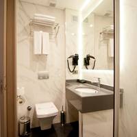 Annex - Junior Family Suite (2 Rooms + 1 Bathroom)