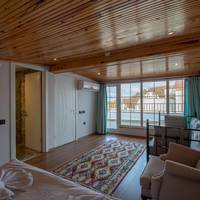 Junior Suite with Terrace