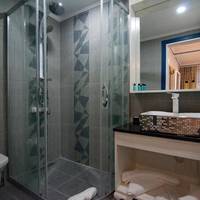Connecting Family Room