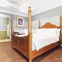 Deluxe Double or Twin Room (No Window)