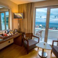 Double Room with Balcony and Sea View