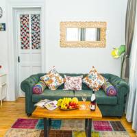 One-Bedroom Apartment with Balcony