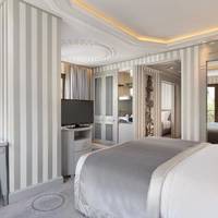 Family King Suite