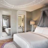 Executive King Suite with Sea View
