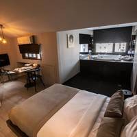 Studio with Jacuzzi