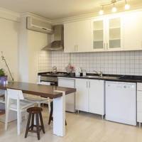One-Bedroom Apartment (5 Adults)