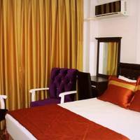 Deluxe Double Room (2 Adults + 1 Child)