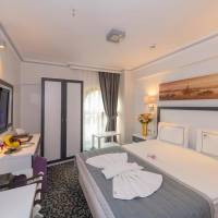 Double or Twin Room with City View