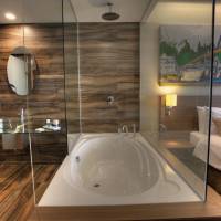 Executive Corner Room with Spa Bath