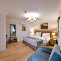 Comfort Suites with Sea View (Annex)