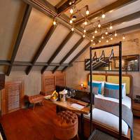 Penthouse Suite