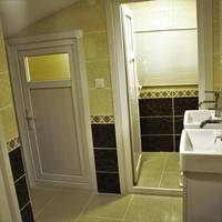 Single Room with Shared Shower and Toilet