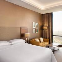 Club King Room with Lounge Access