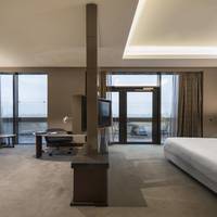 Club King Room with Terrace and Lounge Access
