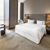 Executive King Suite with Sofa Bed and Lounge Access