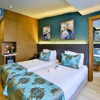Two Connecting Double Rooms