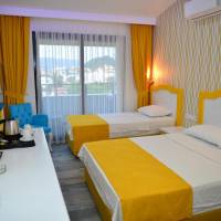 Triple Room with Balcony