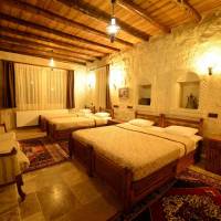 Boutique Quadruple Room