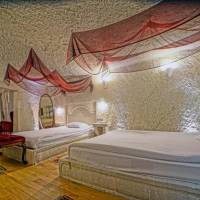 Cave Suite