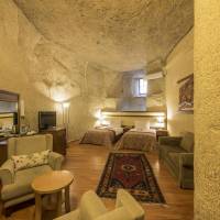 Cave Suite