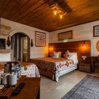 Deluxe Double Room with Jacuzzi 