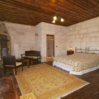Family Room (2 Adults + 2 Children)
