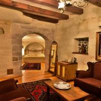 Cave Suite
