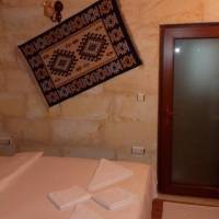 Single Room with Private Bathroom
