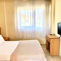 Two-Bedroom Apartment (6 Adults)