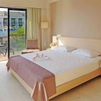Honeymoon Room