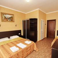 Comfort Triple Room