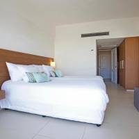 Standard Twin Room with Partial Sea View