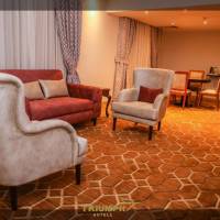 Executive Deluxe Suite