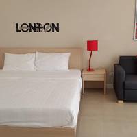 King Studio with Sofa Bed