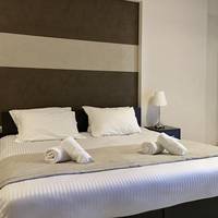 Deluxe Apartment (2 Adults)