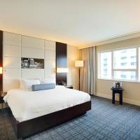 Junior Suite King Bed - Ocean Front
