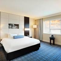 Premium Room King Bed - Bay View