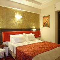 Deluxe Double or Twin Room with City View