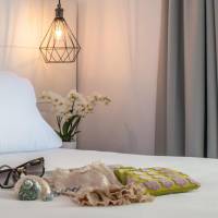 Superior Double or Twin Room with Partial Sea View
