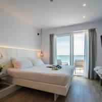 Deluxe Double or Twin Room with Sea View