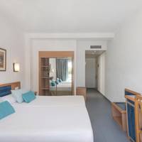 Twin Room with Balcony (3 Adults)