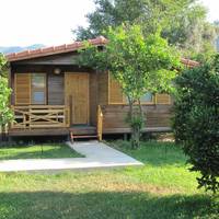 Bungalow (2 Adults)