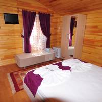 Bungalow (2 Adults + 1 Child)